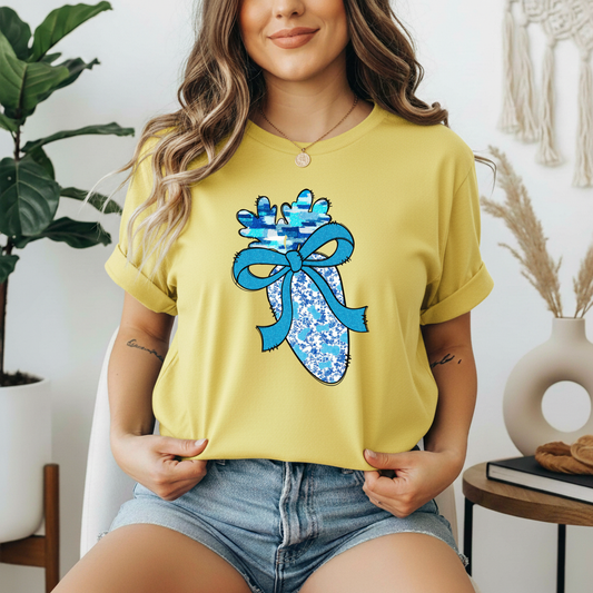 Carrot Blue Floral Gildan