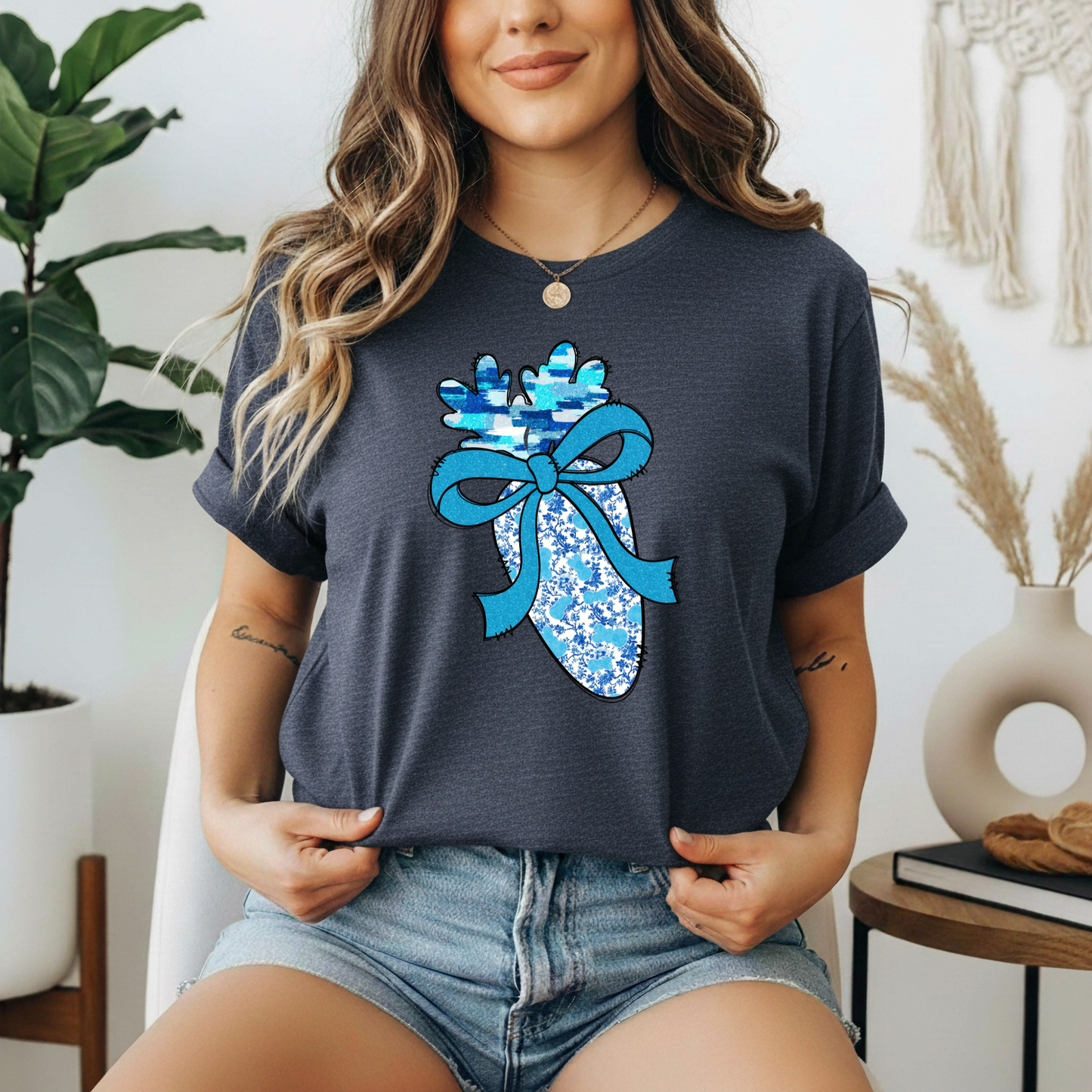 Carrot Blue Floral Gildan